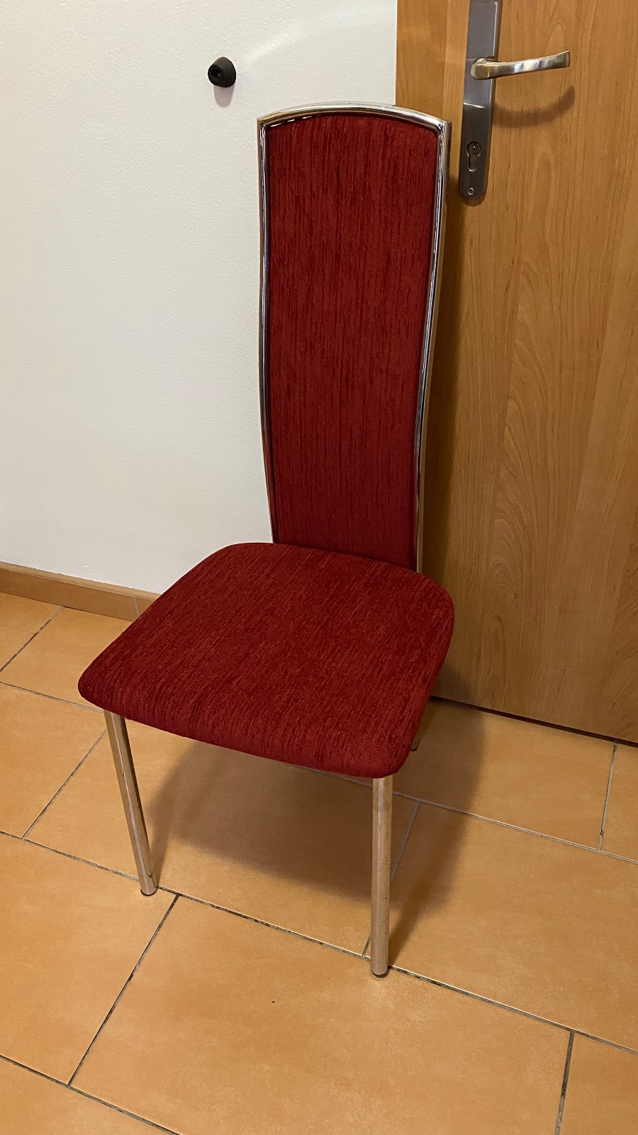 Jídelní židle — po renovaci